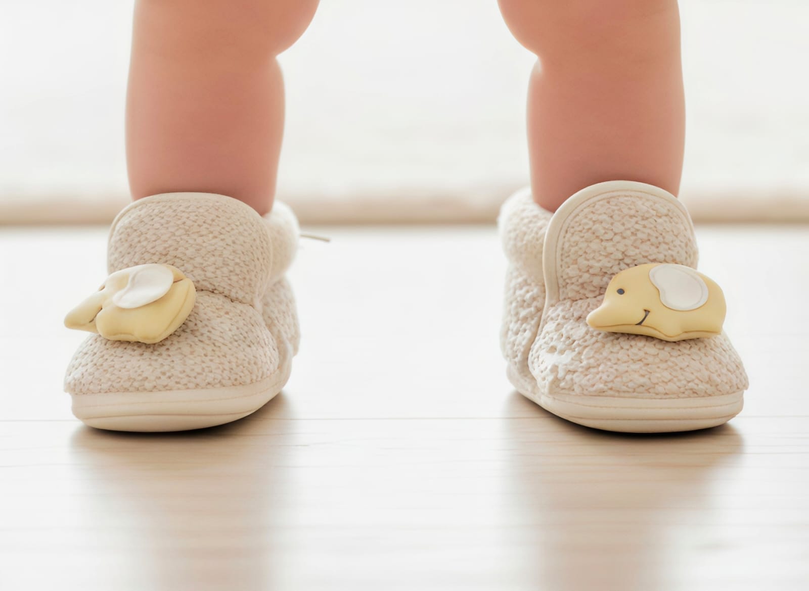 Unisex Born Baby Shoes Soft & Comfortable (6 - 9 Month's)